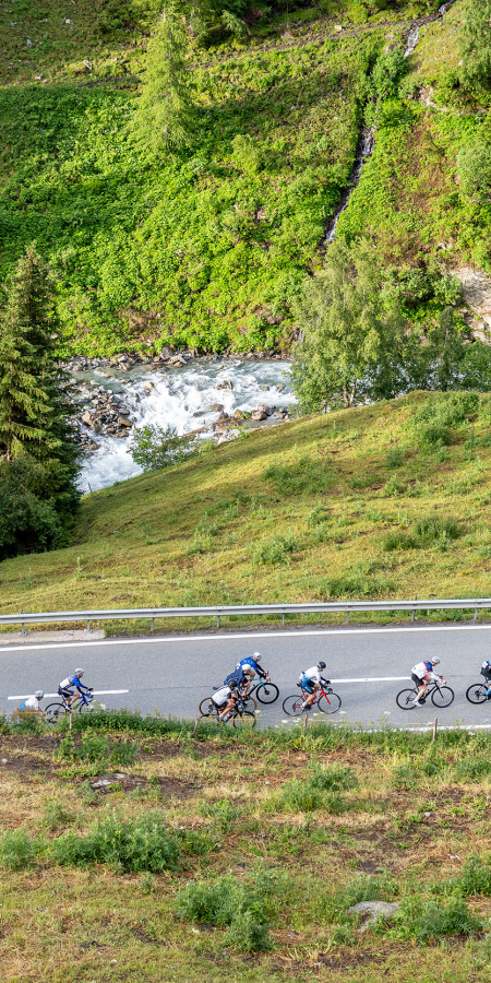 Auf dem Flüelapass beim Engadin Radmarathon.