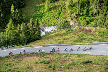 Auf dem Flüelapass beim Engadin Radmarathon.